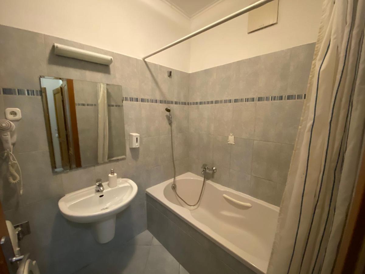 Gozsdu Apartment - Eszterhaz Budapest Exterior foto